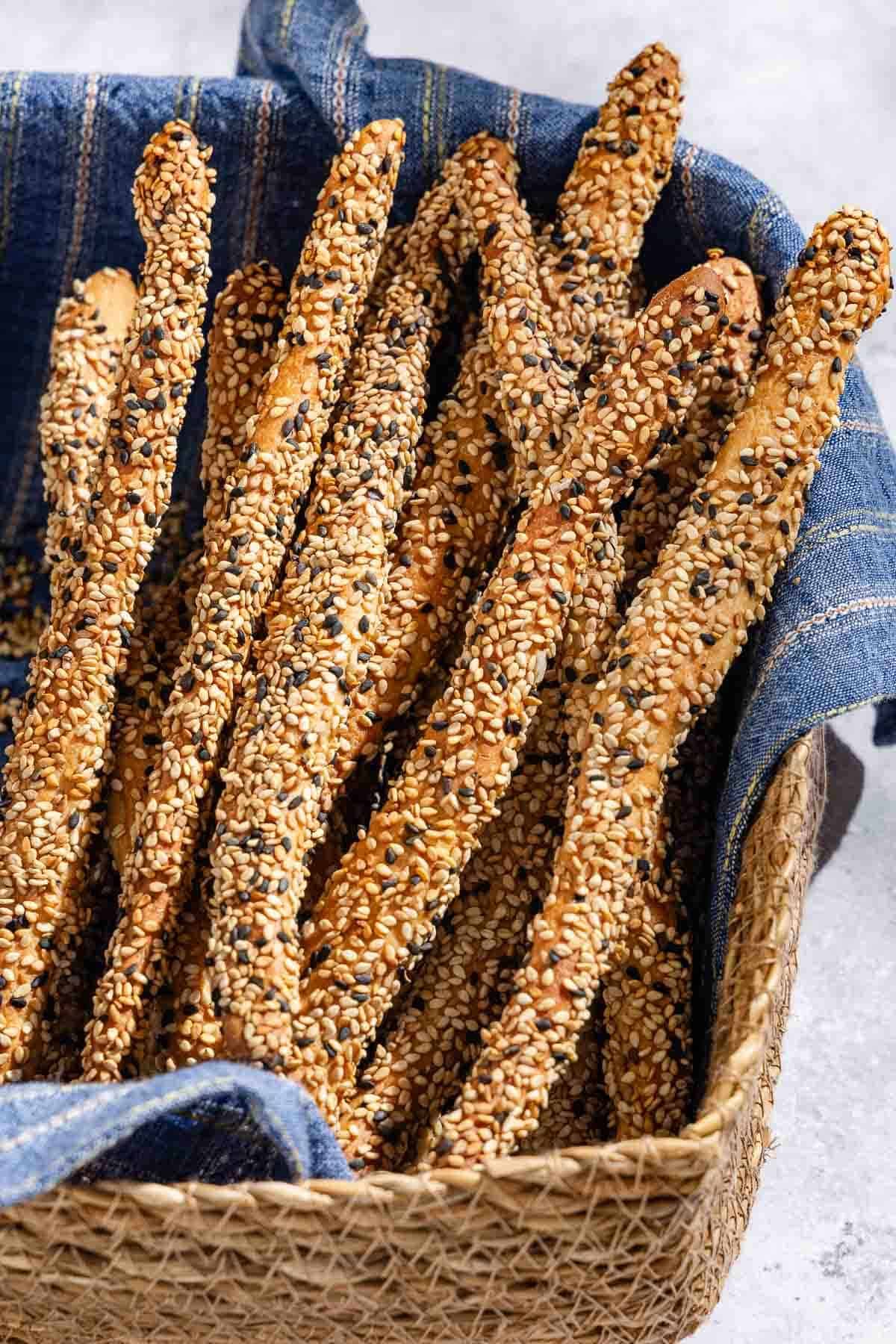 Kritsinia (Crispy Sesame Breadsticks)