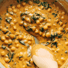 Steph's Chickpea Curry with Spinach and Rice