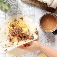 Breakfast Burritos for the Freezer (Easy Recipe)