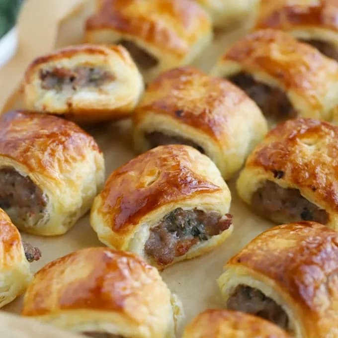 Easy Sausage Rolls