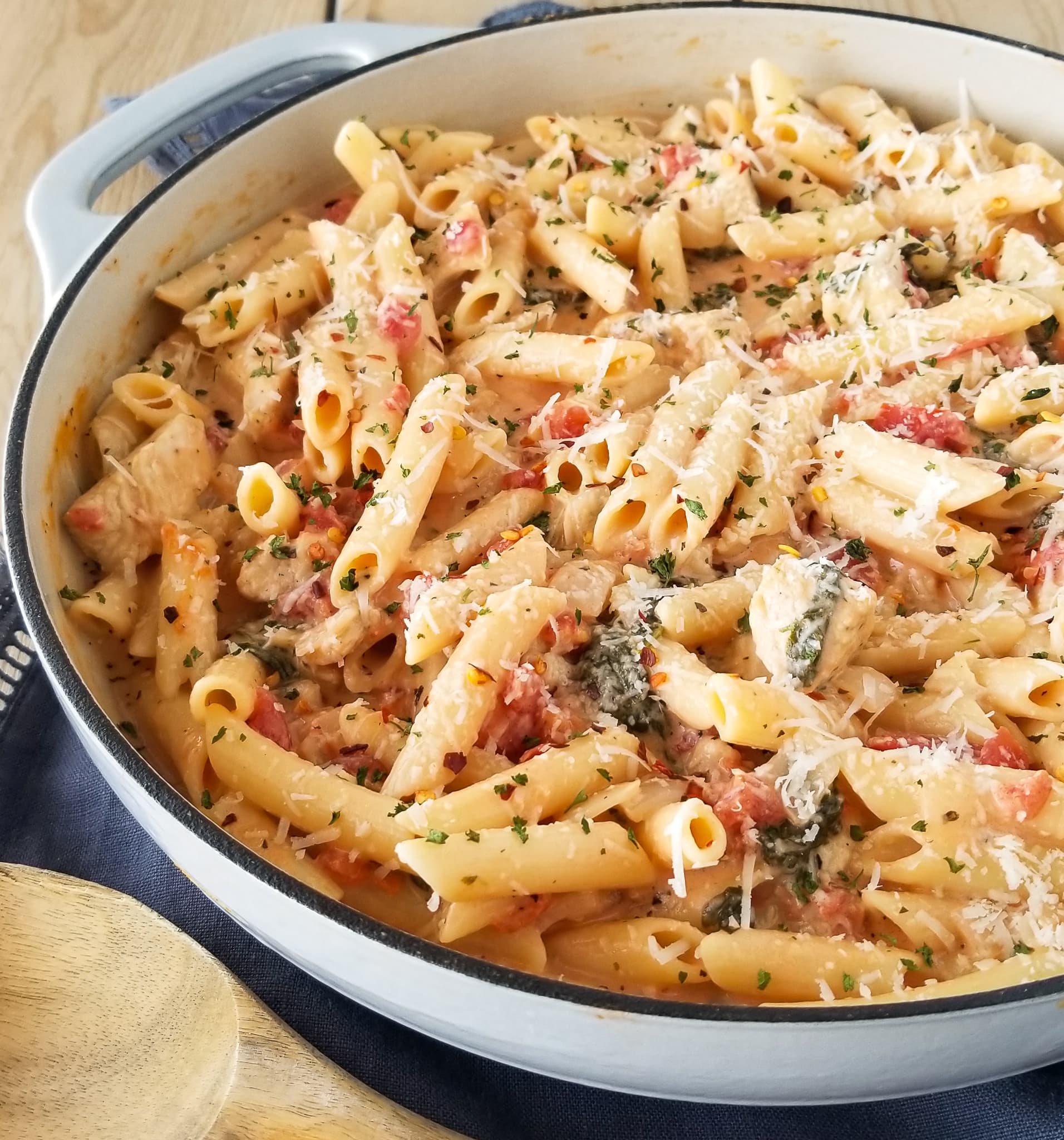 One Pot Creamy Chicken Pasta