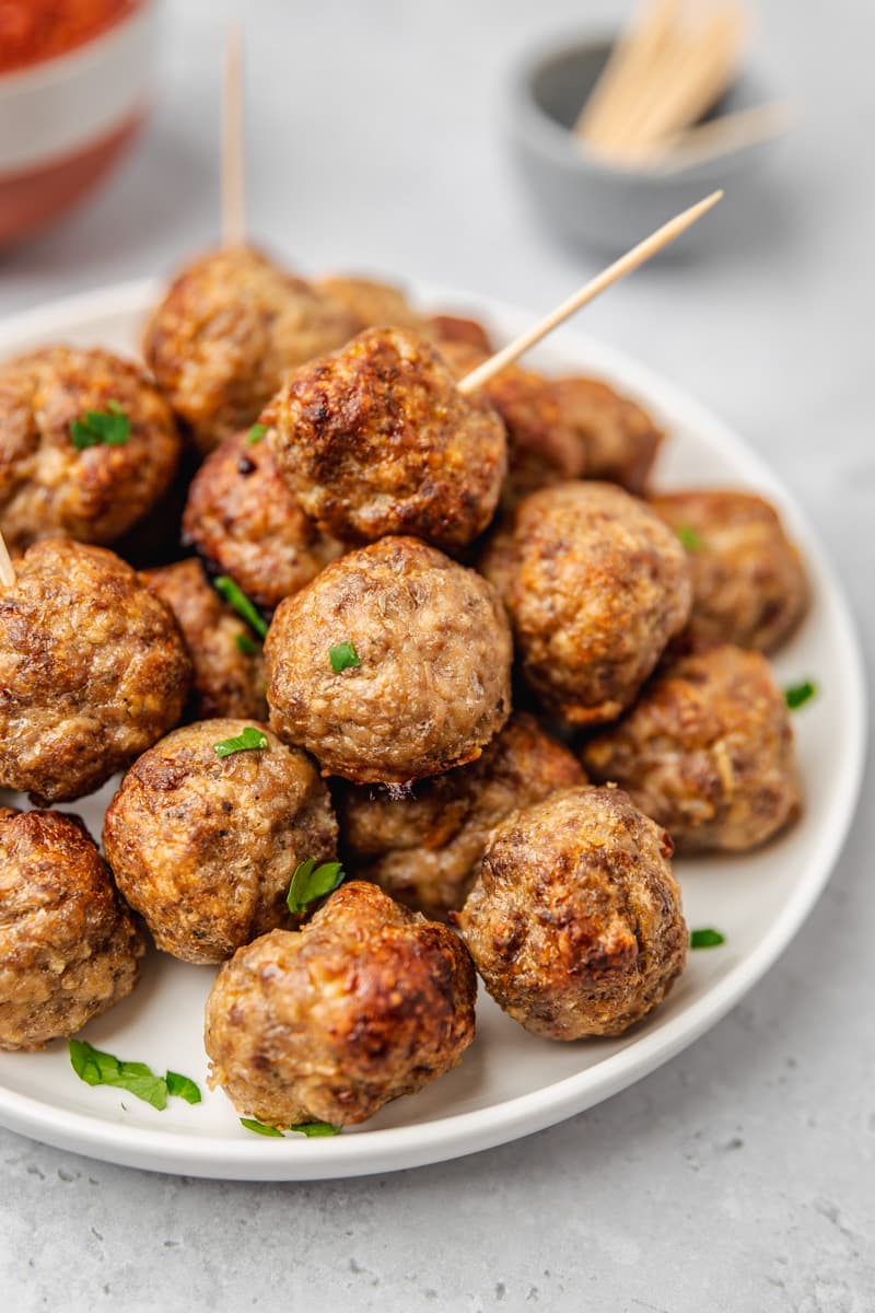 Easy Oven Baked Meatballs (Mini Meatballs)