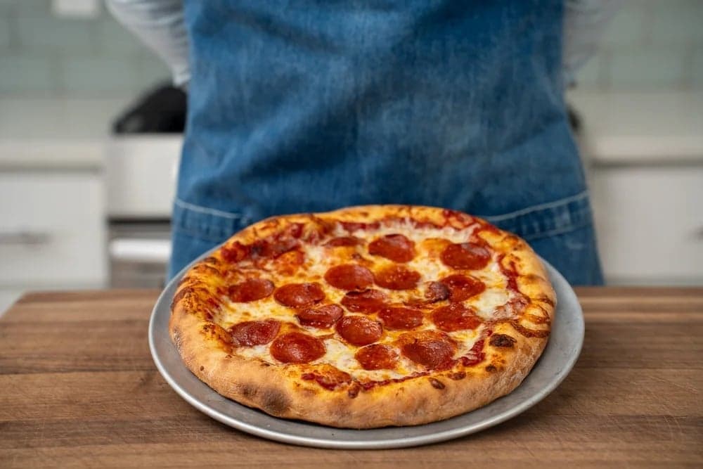 The Easiest Actually Good Pizza Dough - No Mixer