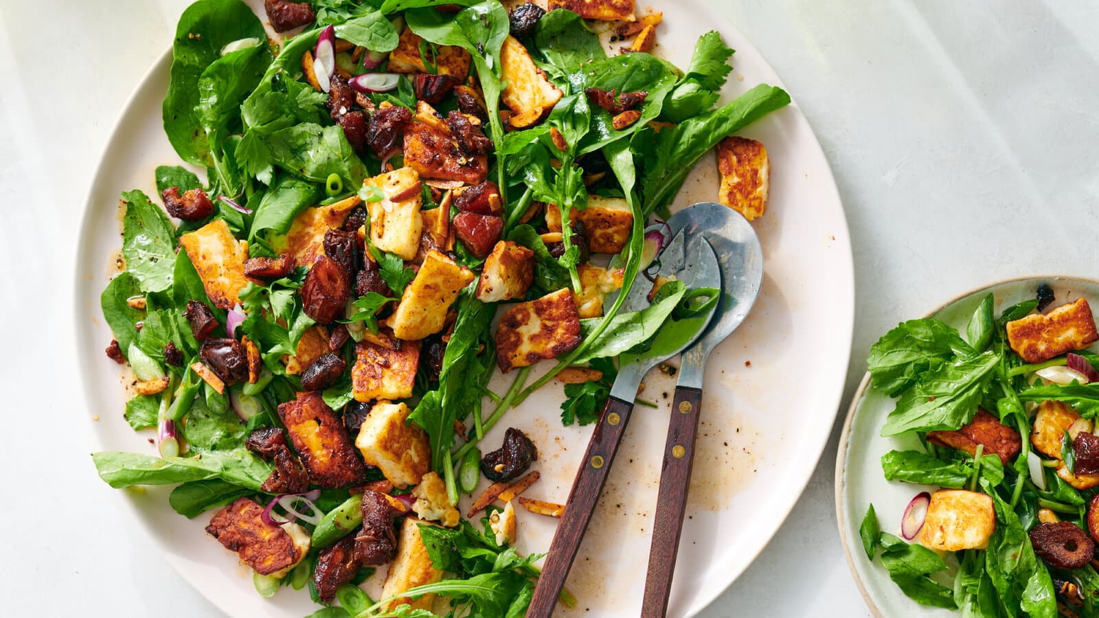 Crispy Halloumi Salad With Dates and Arugula