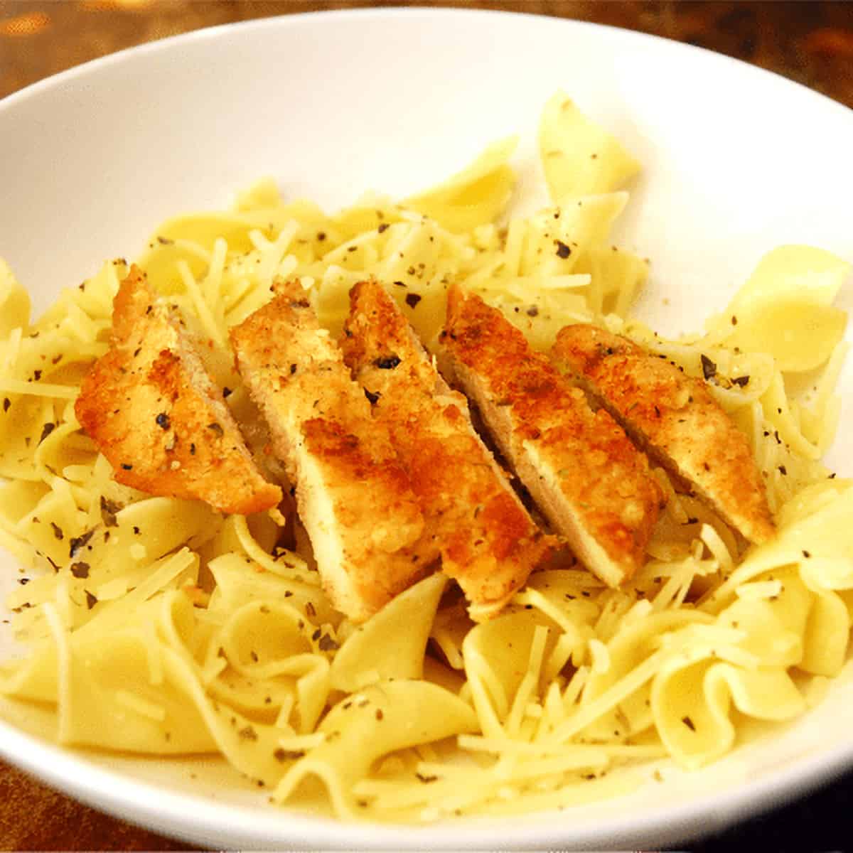 Copycat Noodles and Company Parmesan Chicken and Buttered Noodles