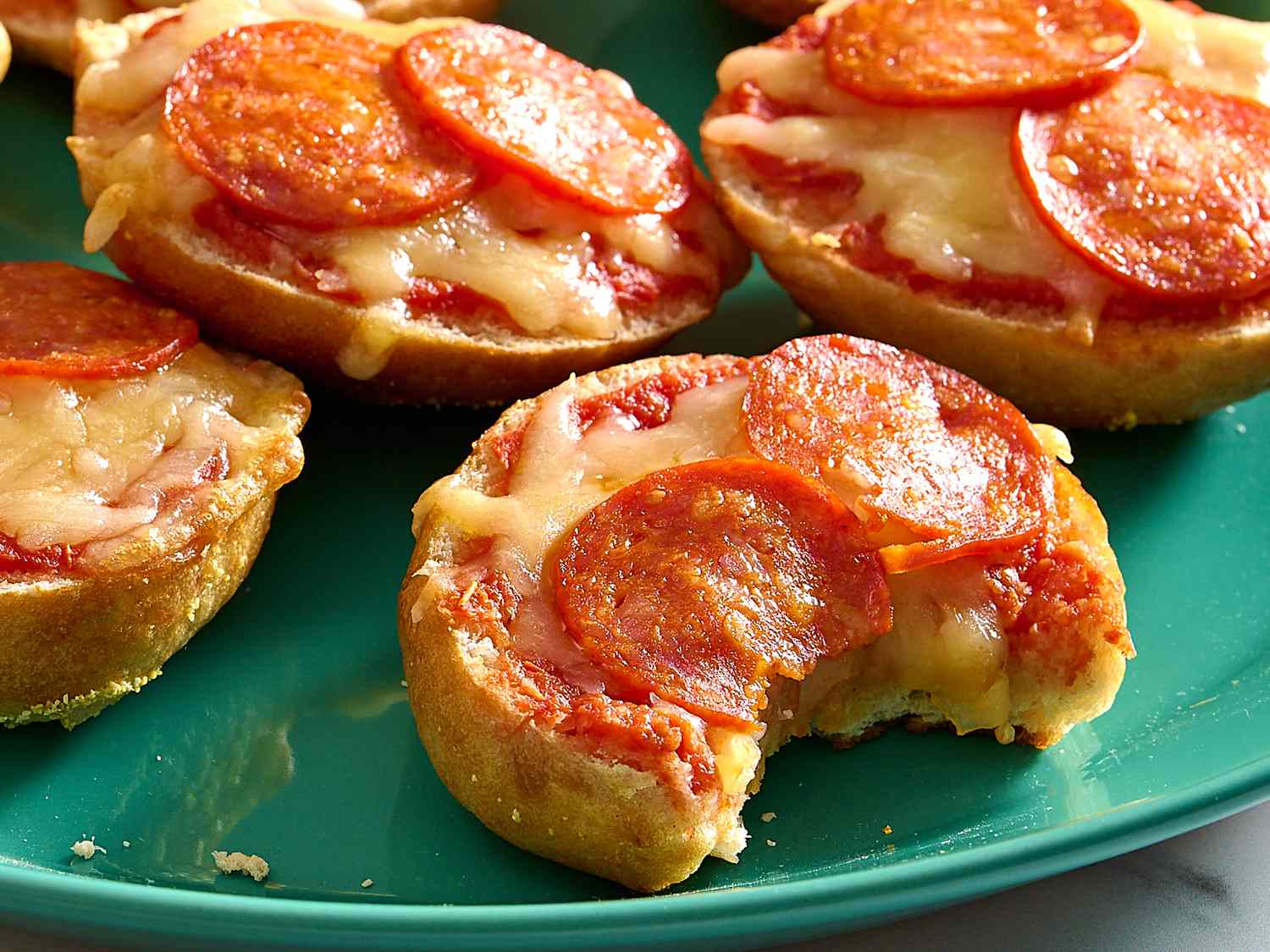 Easy Mini Bagel Pizzas