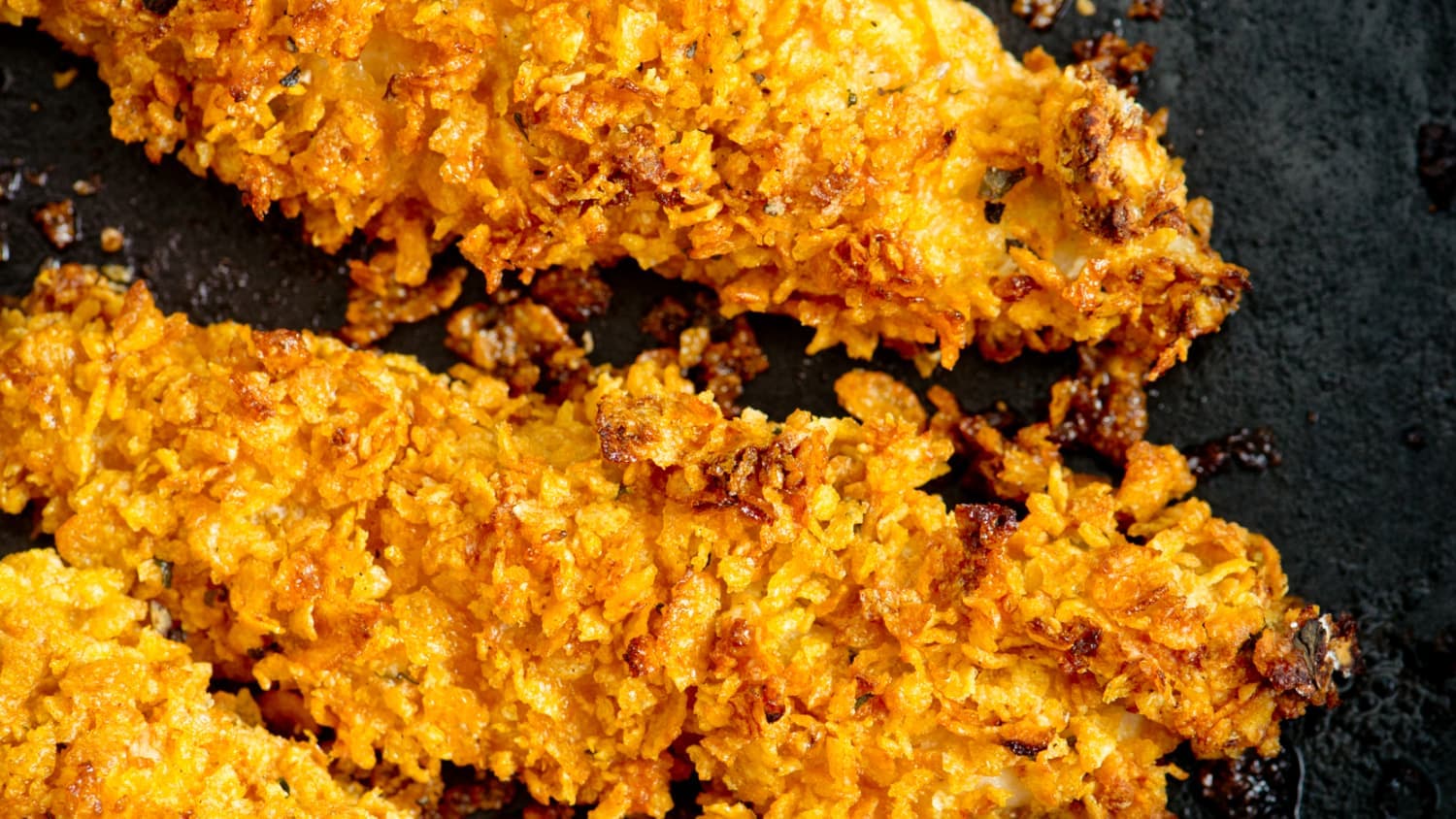 Recipe: Double-Crusted Chicken Tenders with Sriracha-Honey BBQ Sauce
