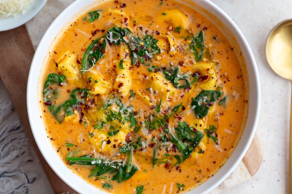 Easy Creamy Tortellini Soup