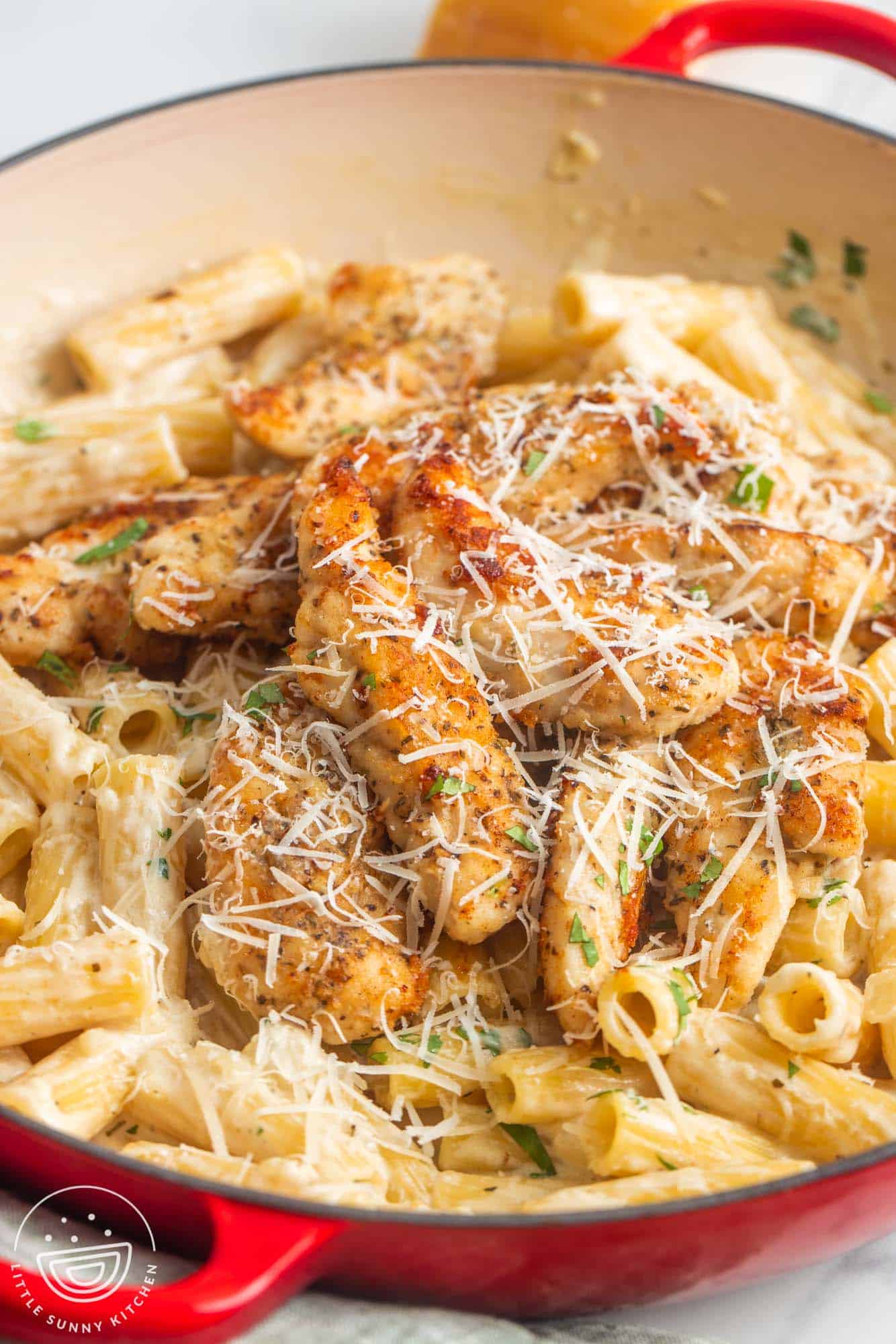 One Pot Creamy Parmesan Chicken Pasta