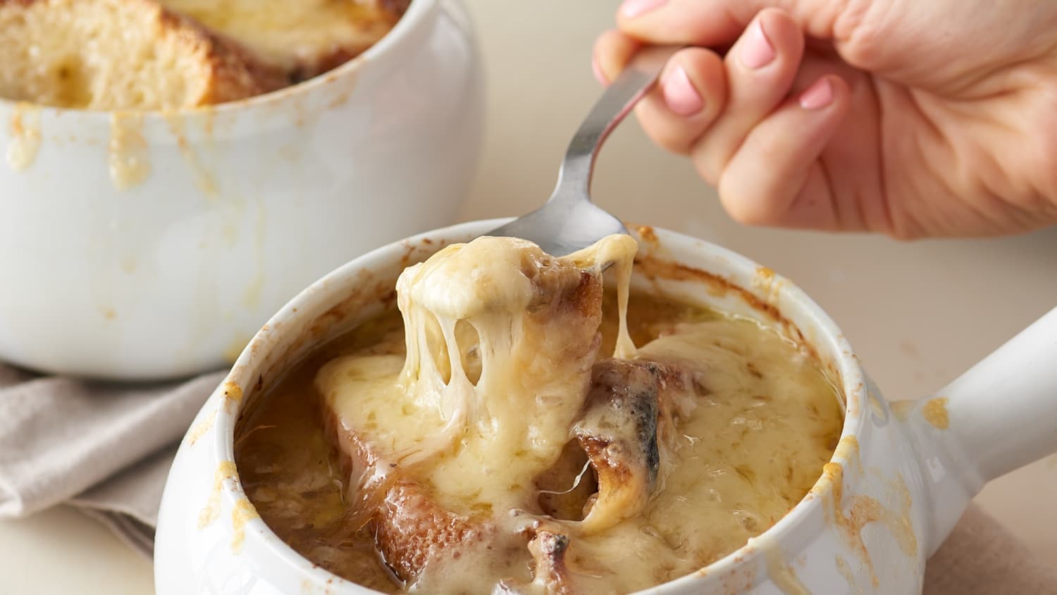 How To Make French Onion Soup in the Slow Cooker