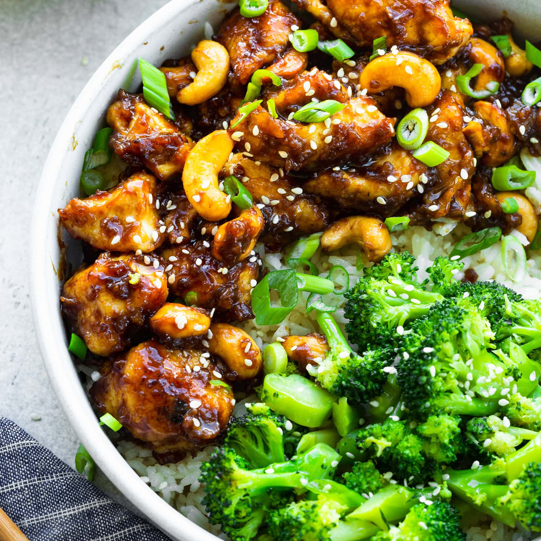 Quick and Easy Cashew Chicken