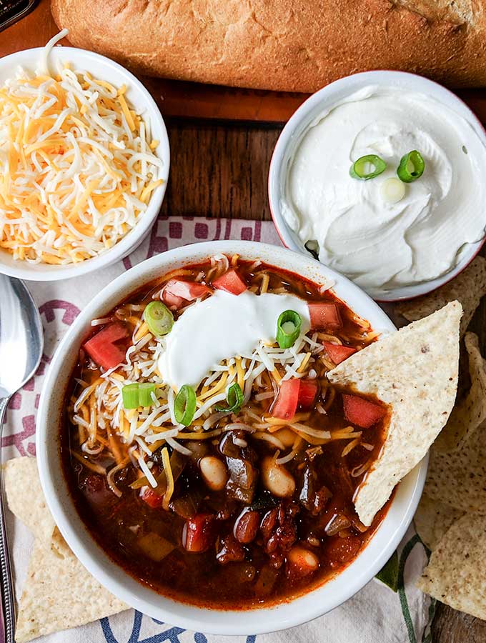 Easy Vegetarian Chili Recipe