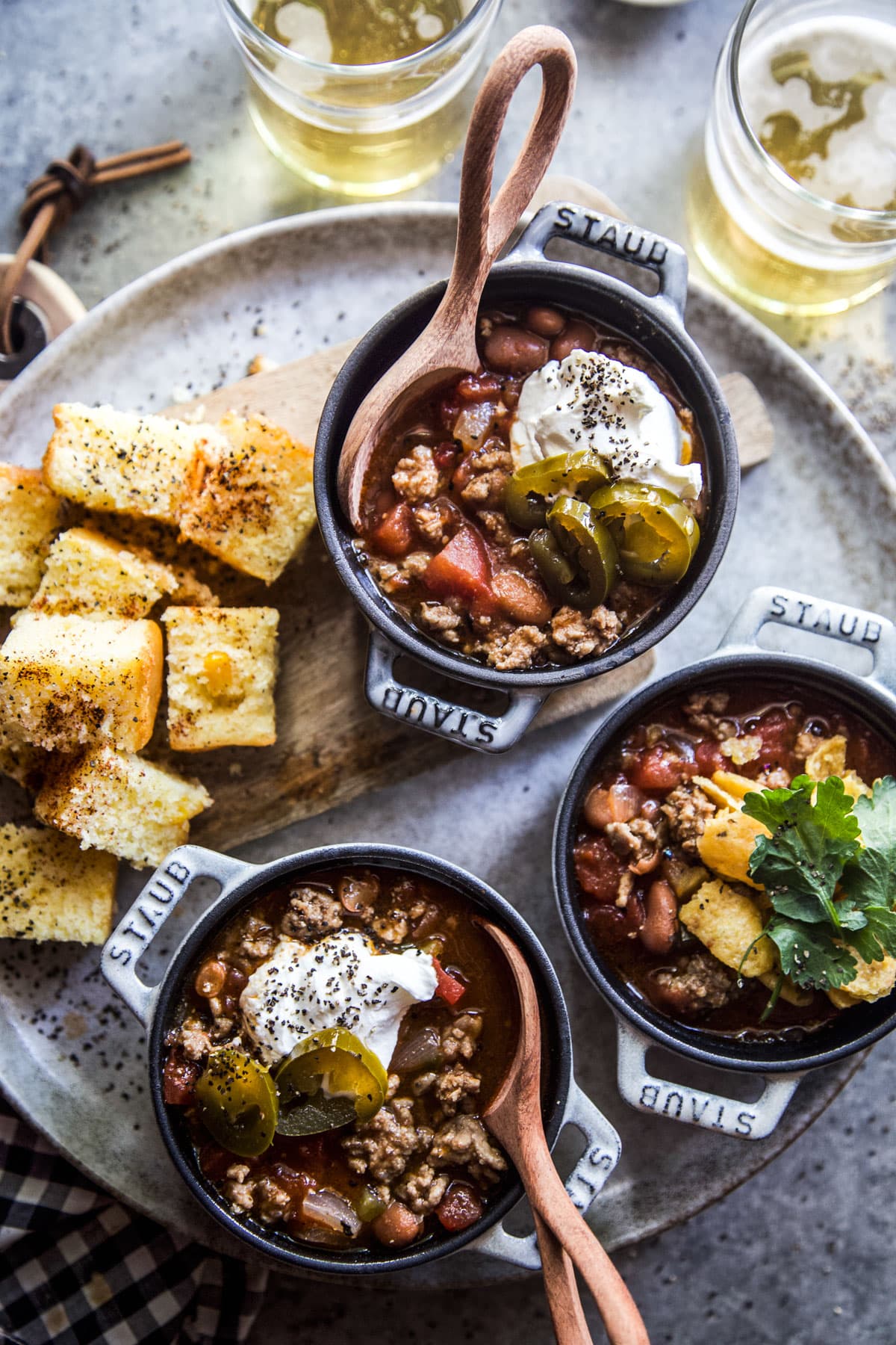 Easy Weeknight Slow Cooker Chili