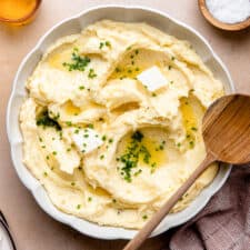 Fluffiest Make Ahead Mashed Potatoes (4 Ingredients)